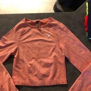 Women’s Gymshark long sleeve crop top small